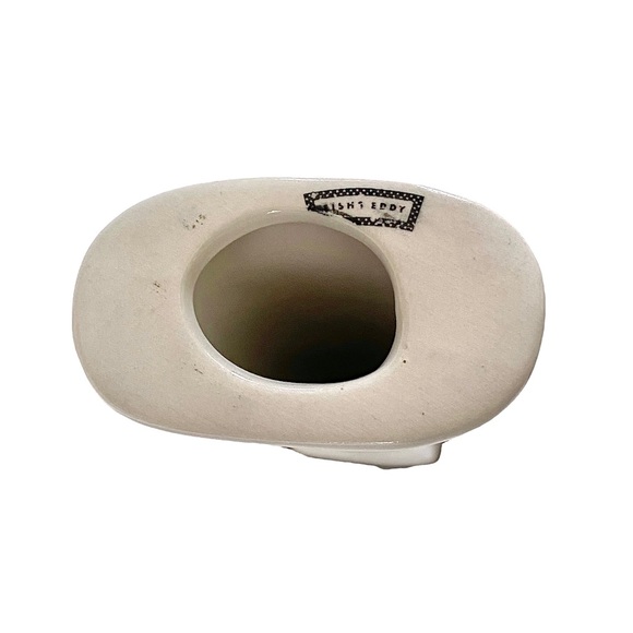 FISHS EDDY CERAMIC OFF-WHITE SMALL HAND FIGURINE 7 1/2”H x 2 3/4”L RARE FIND - Picture 6 of 6